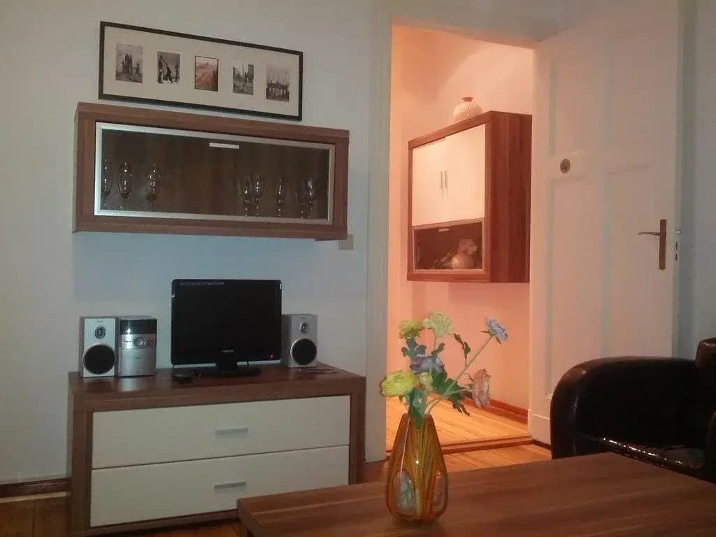 West Berlin Apartments - photo 13