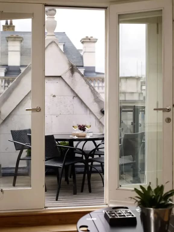 Palace View - Two Bedroom Apartment - photo 7