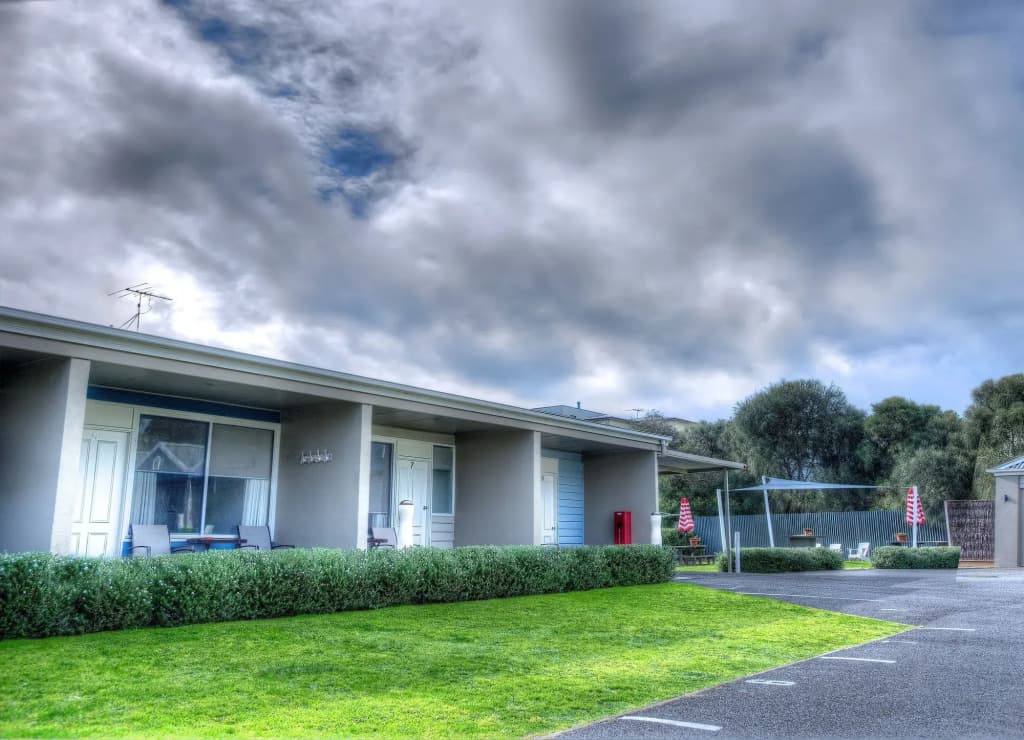 Sorrento Beach Motel - photo 13