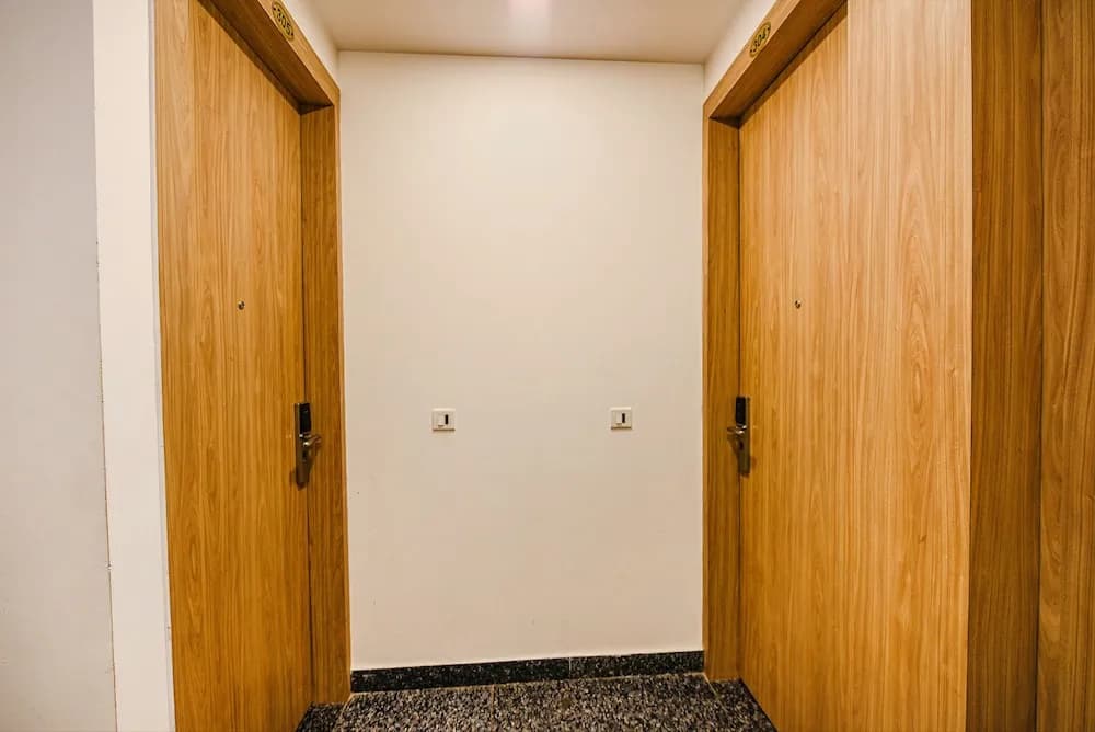 Fabhotel Royal Residency I - photo 11