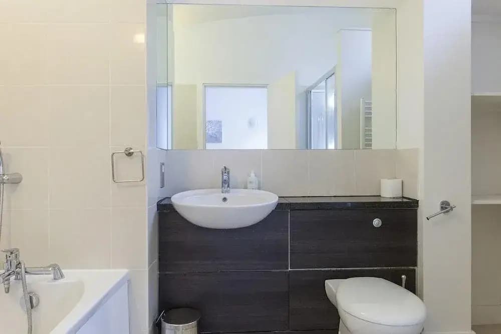 Club Living - Camden Town Apartments - photo 9