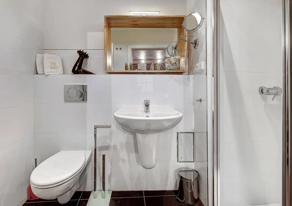 4 Arts Apartments by Adrez Living - photo 9