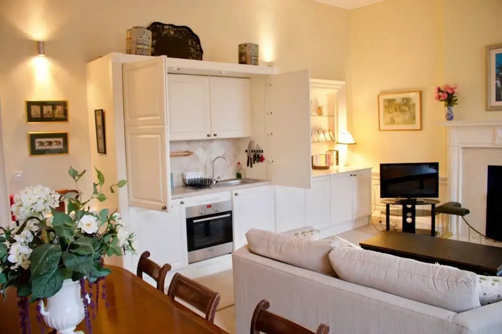 Period Property on Castle Street - photo 9