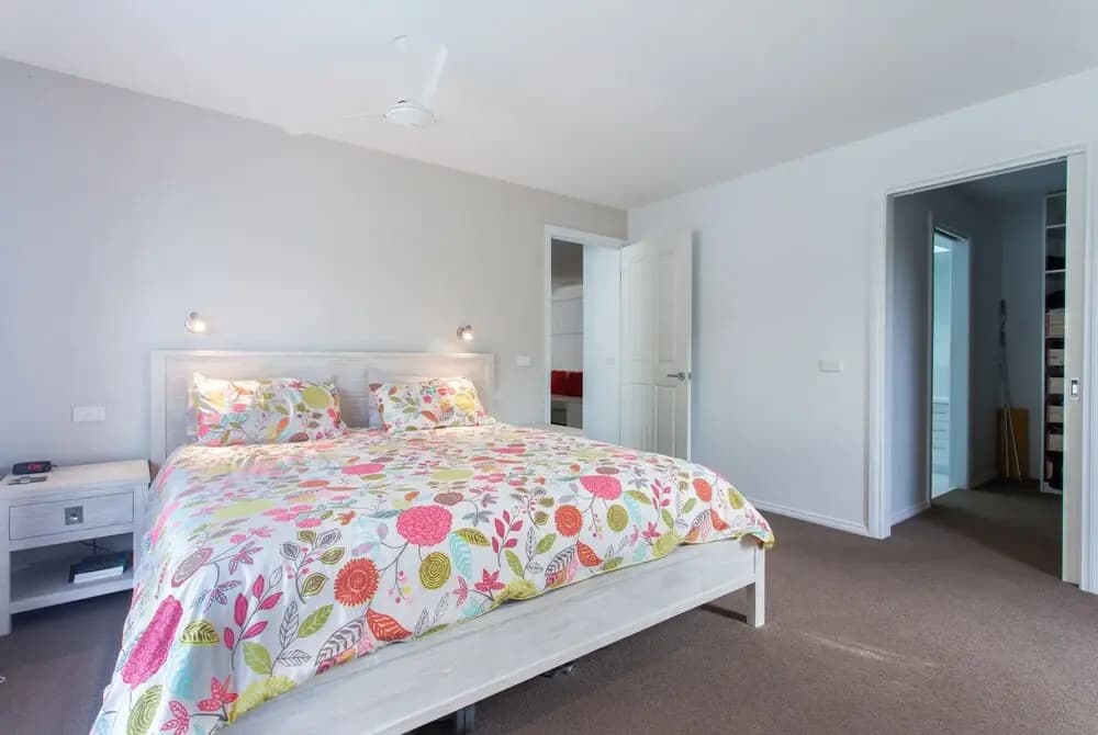 The White Beach House - photo 6