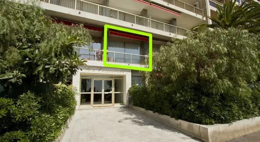 Spacious Studio Right @ The Beach - photo 9