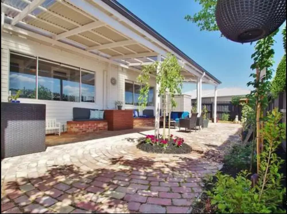 Blackwood House - photo 10