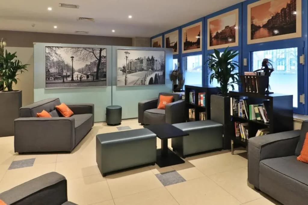 XO Hotels Blue Square - photo 2