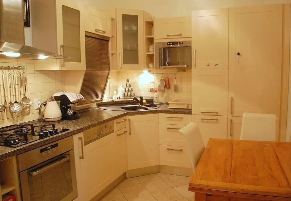 Bohemia Antique Apartment - photo 10