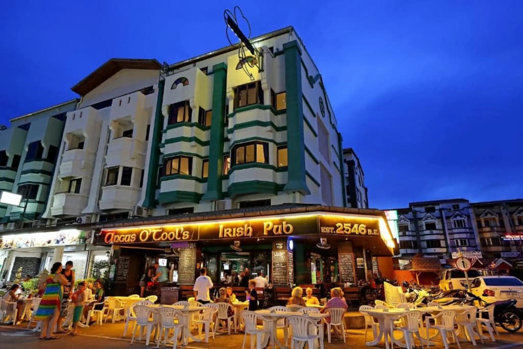 Angus O'Tool's Irish Pub Guesthouse - photo 13