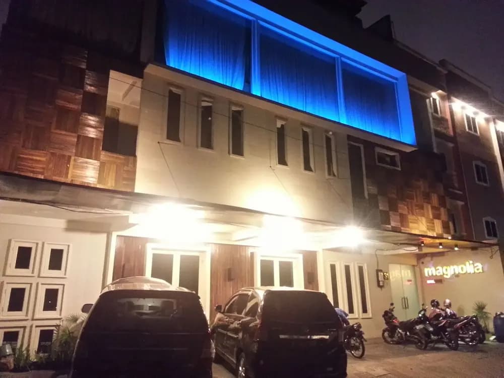 Magnolia Hotel - photo 1