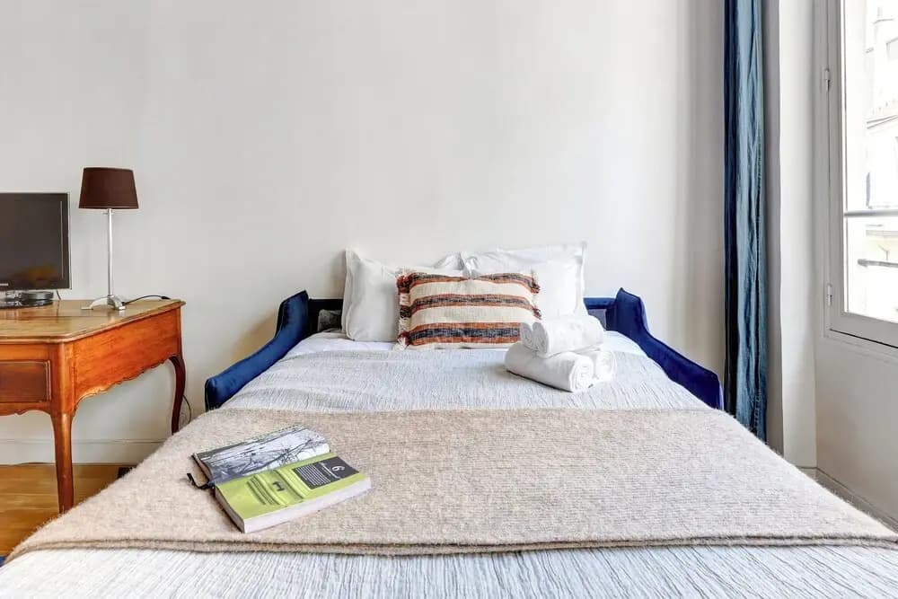 Charming 1BR Steps from Saint-Germain - photo 5