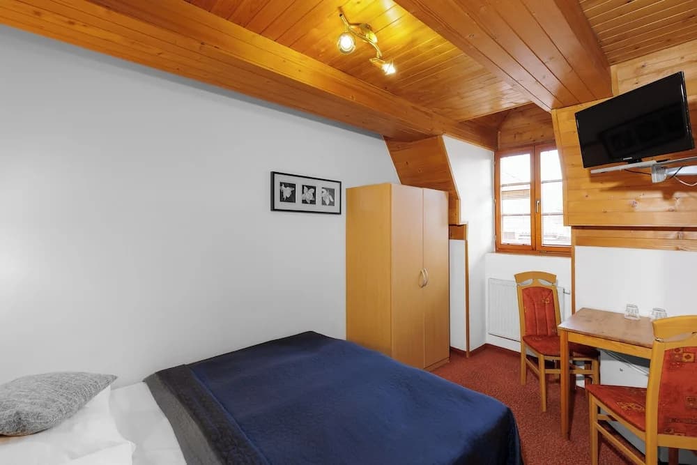 Hotel Bella - photo 33