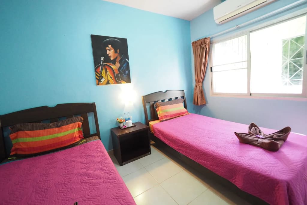 Popeye Guesthouse - photo 3