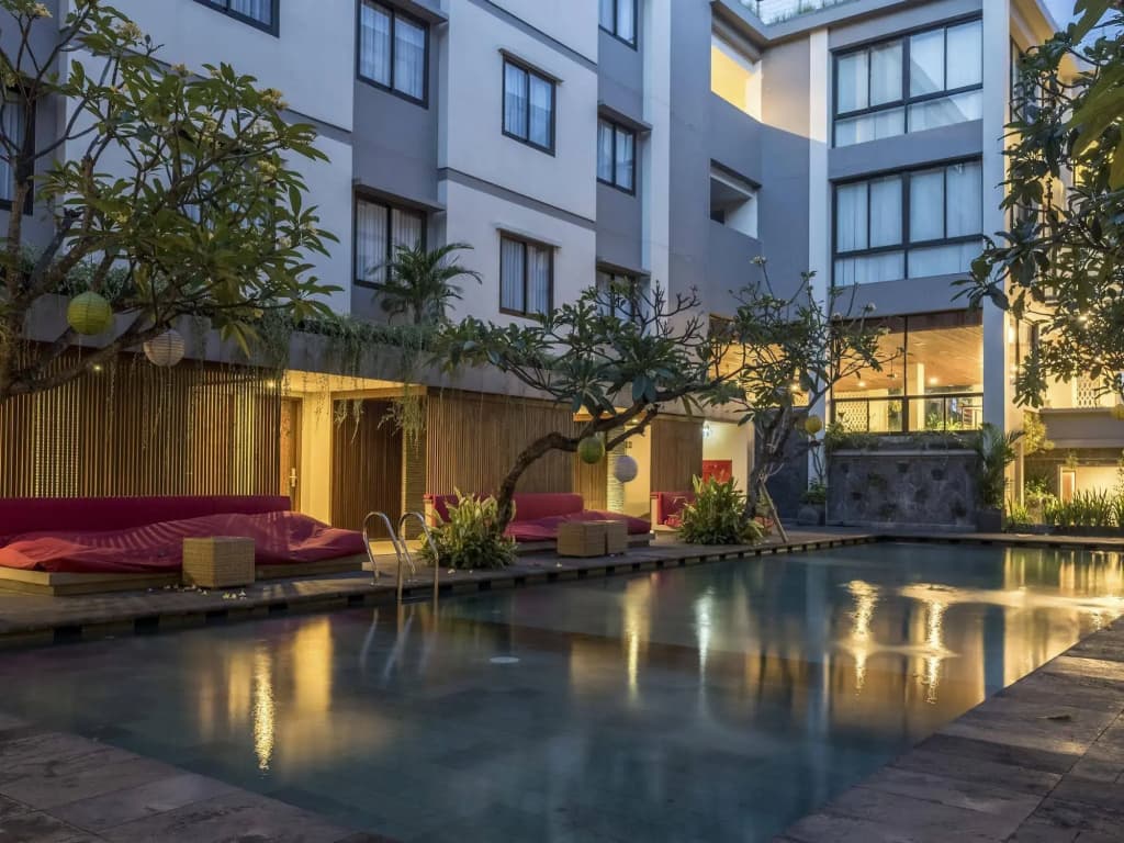 Hotel Dafam Savvoya Seminyak - photo 24