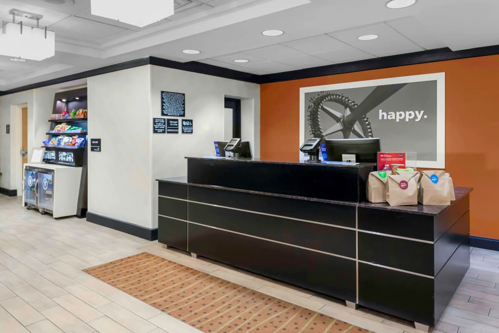 Hampton Inn Miami Dadeland - photo 2