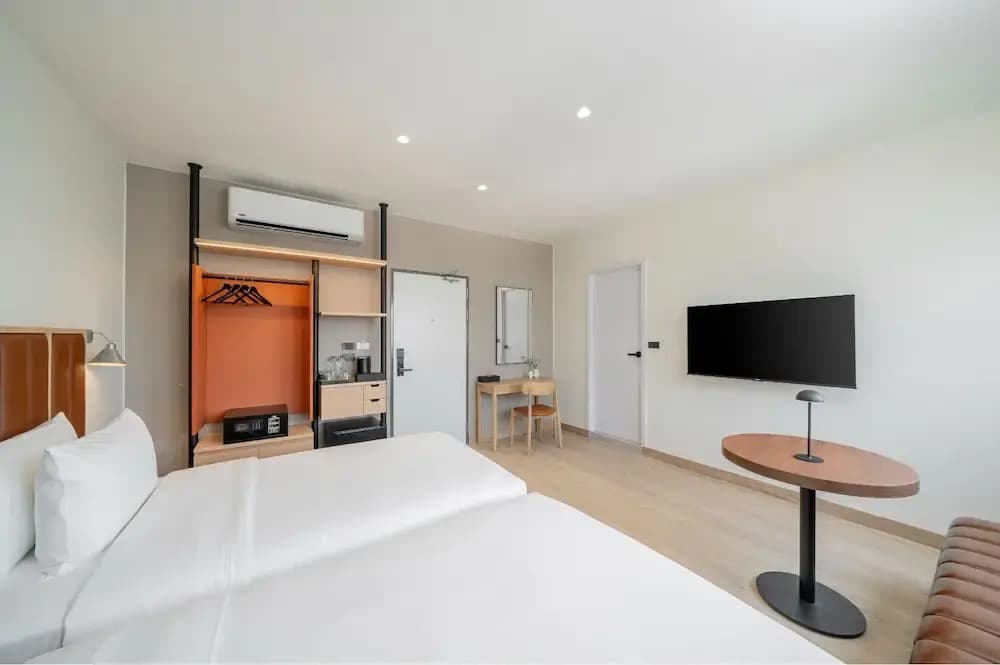 Asoka Hotel - photo 4