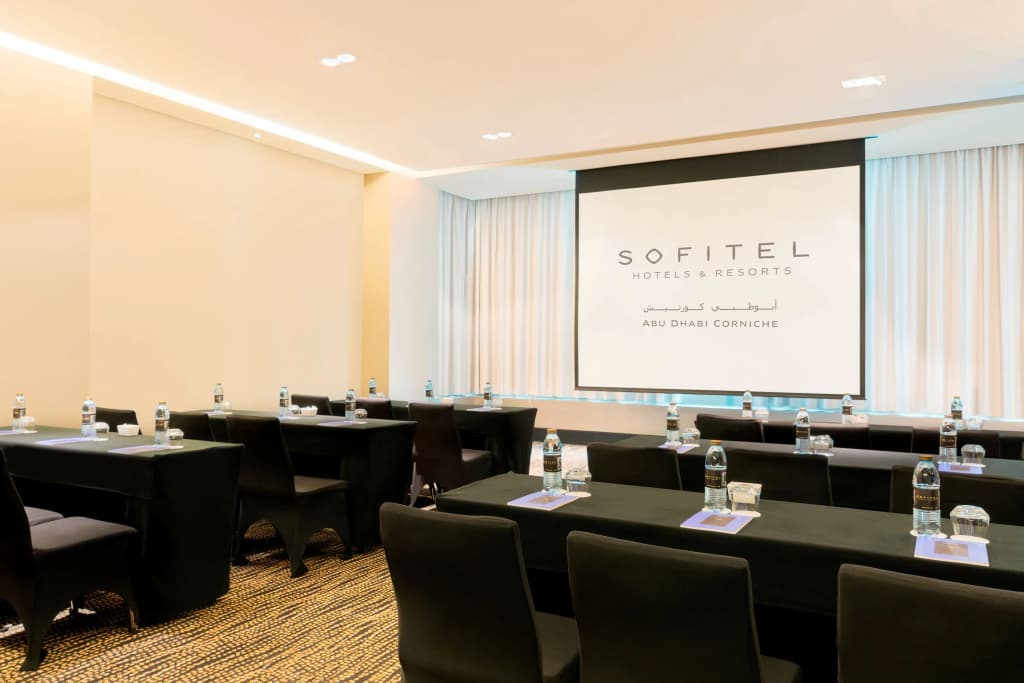 Sofitel Abu Dhabi Corniche Hotel - photo 24