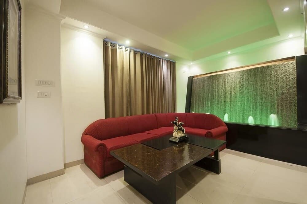 Hotel De Aura - photo 11