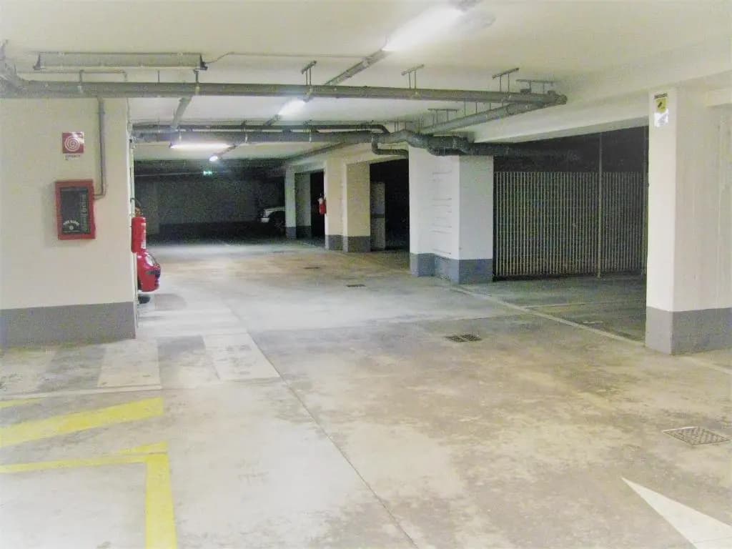 Bright Gioberti Courtyard - photo 7