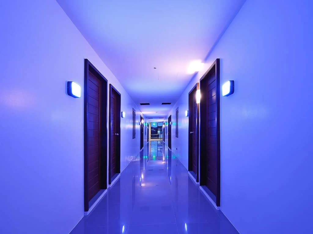 Riverside Hotel - photo 12