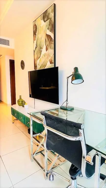 Amazing Stay in Downtown Dubai -1bedroom - photo 11