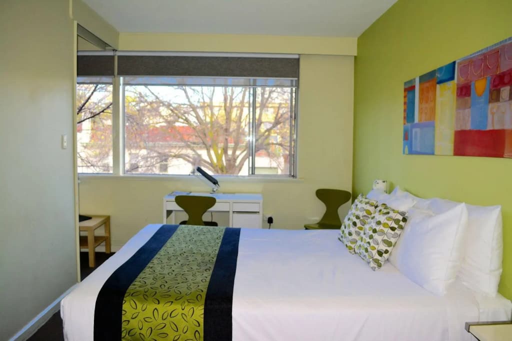 Birches Serviced Apartments - photo 6