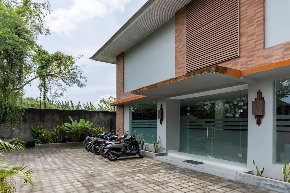 Cove Matahari Guesthouse - photo 9