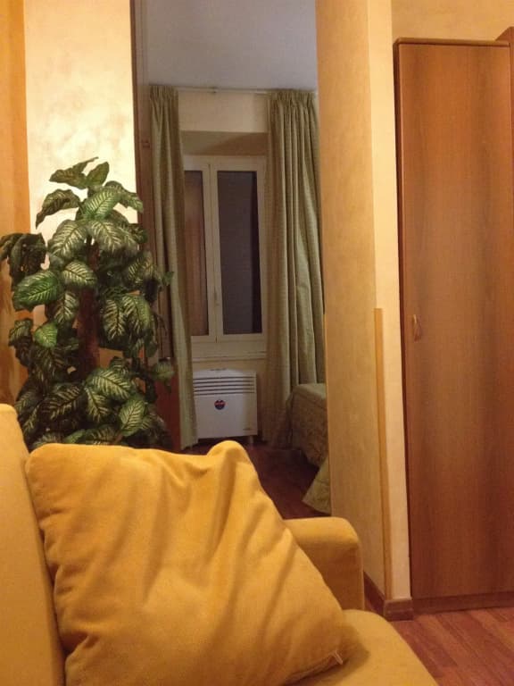 Residence Re di Roma Rooms - photo 4