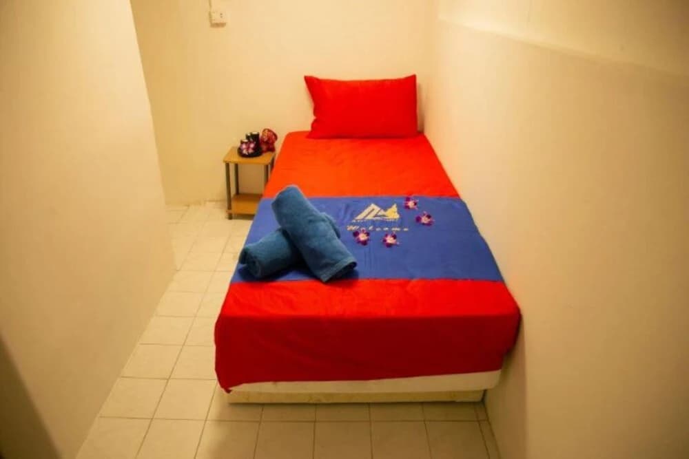 3 Plus 1 Hostel - photo 10