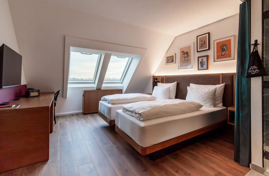 Hotel Schani UNO City - photo 5