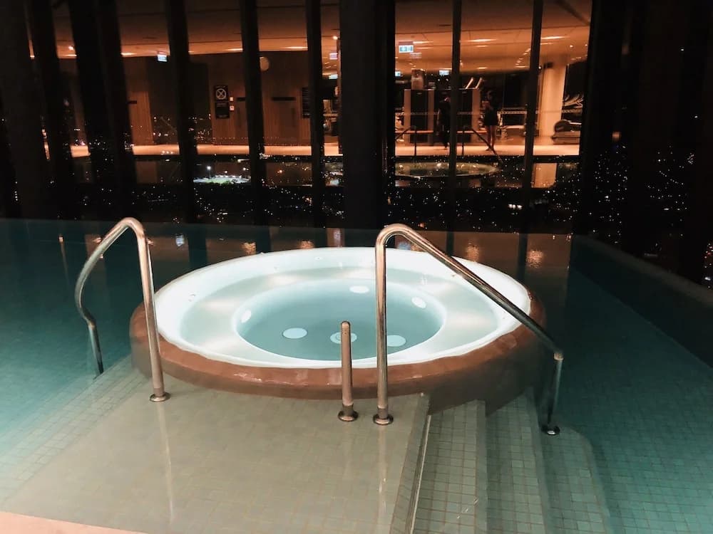 Top54th Luxury 2BR Astonishing CBD Sight - photo 14