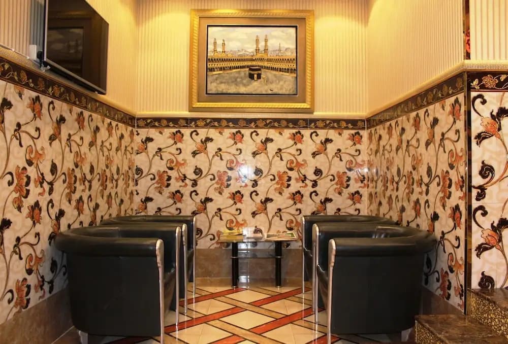 Sutchi Hotel - photo 12