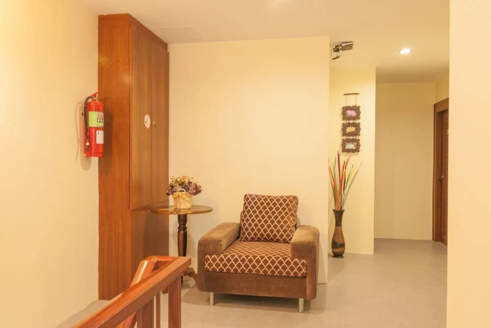 July Garden Inn - photo 10