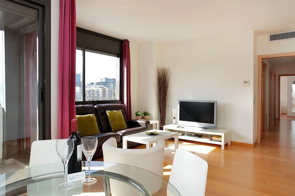 1216 - Forum Gardens Apartment - photo 5