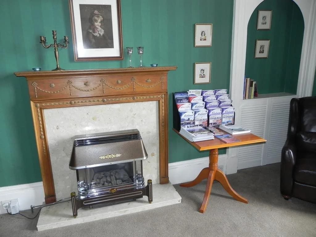 Ashlyn Guest House - photo 10
