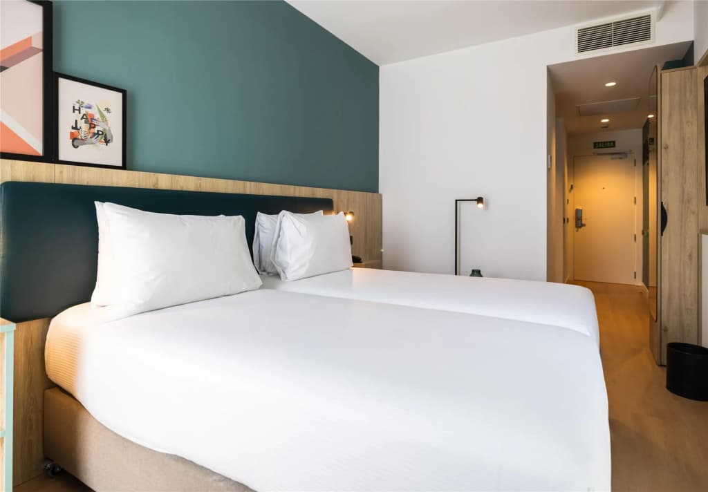 Spark By Hilton Madrid Alcala - photo 26
