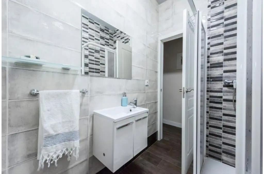 Cozy Apartment Plaza Mayor - photo 8