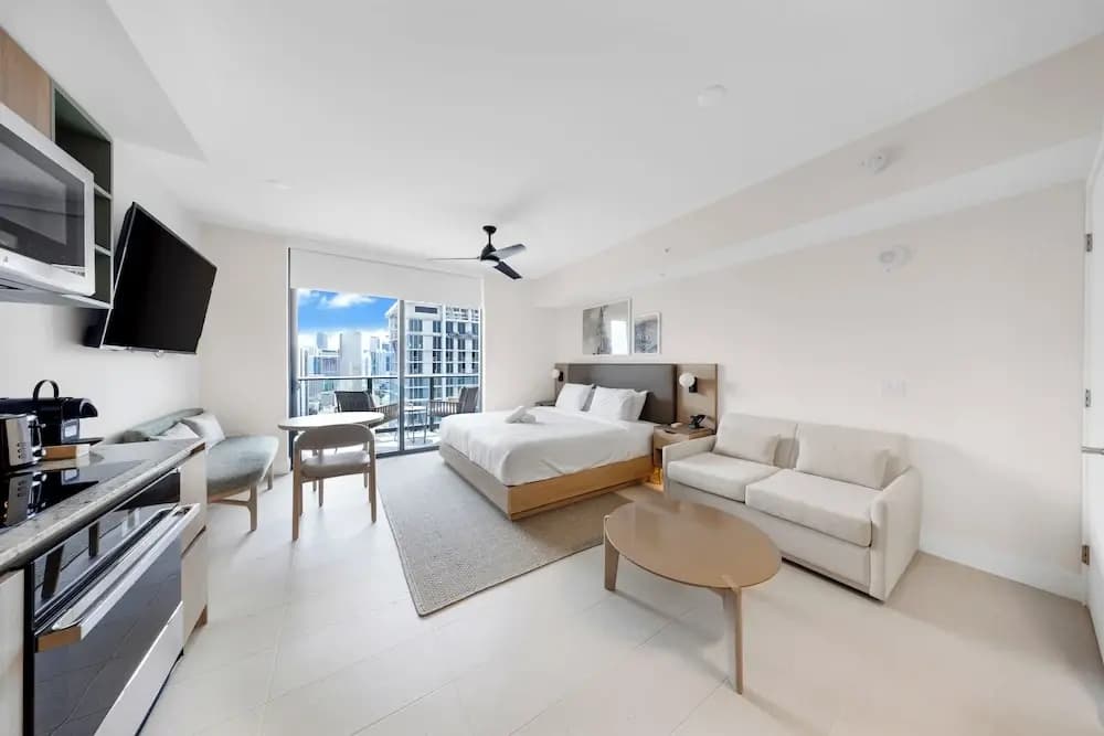 Modern Studio in Downtown Miami - photo 2