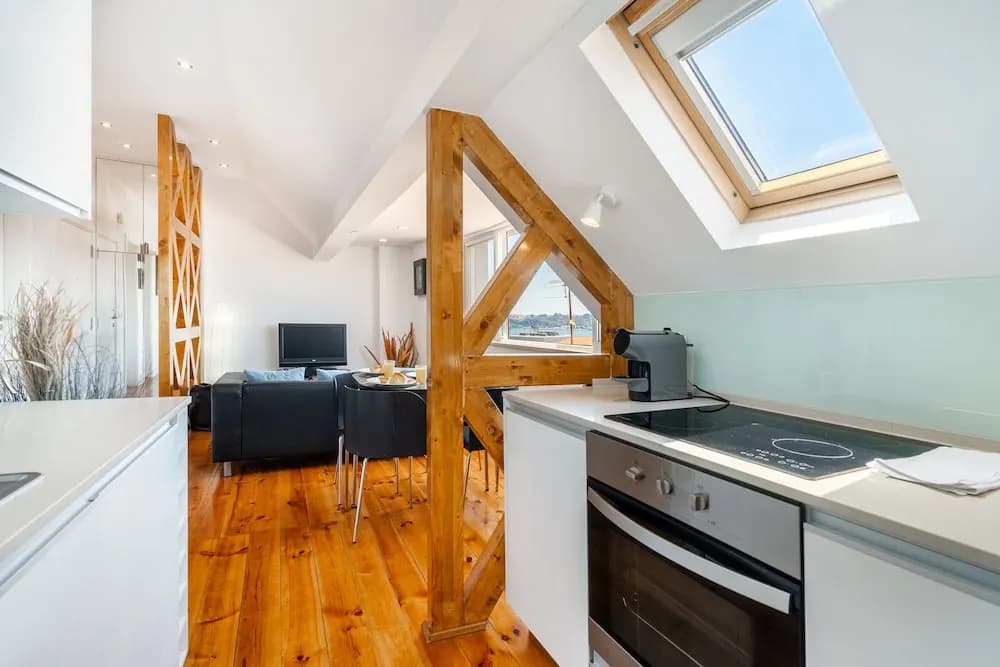 Premium River View Apartment - photo 14