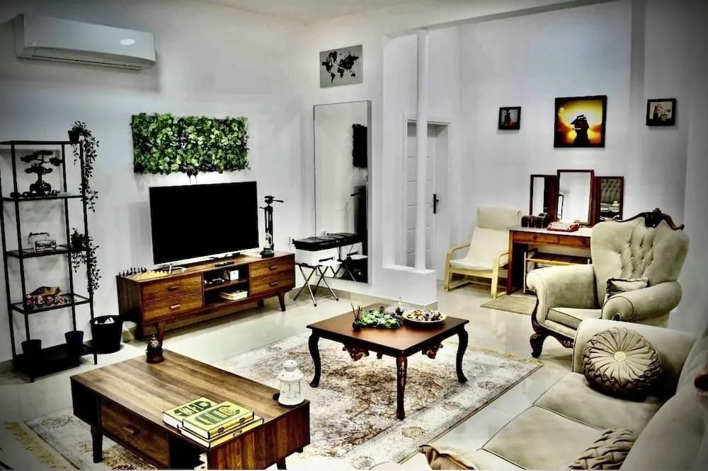 Shearing With Owner 5-bed Apartment in Sib - photo 2