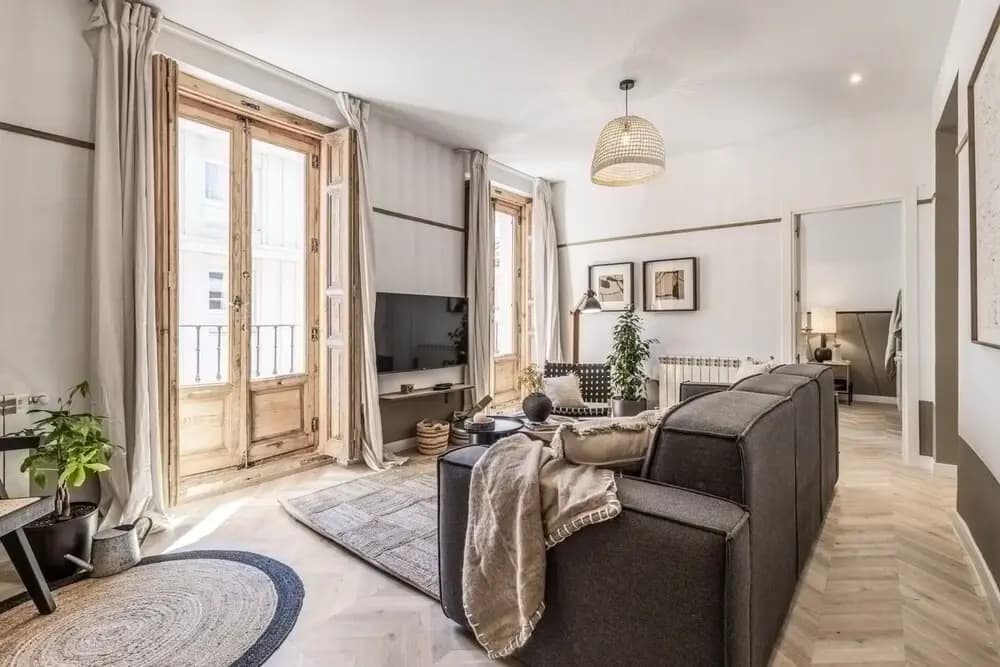 Eriste - 2 Bedrooms in Malasa a - photo 5