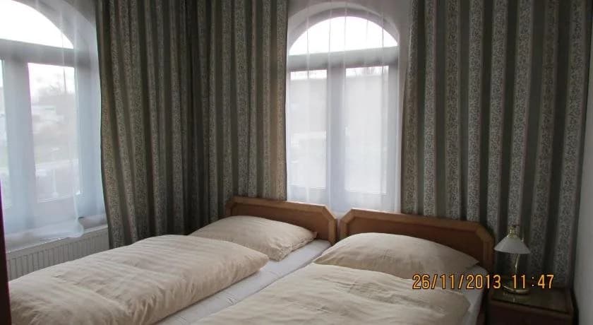 Villa Jinonice - photo 3
