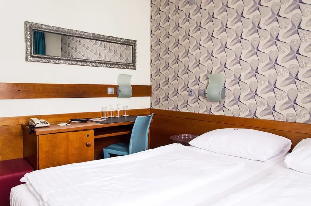 Hotel Gilbert - photo 4