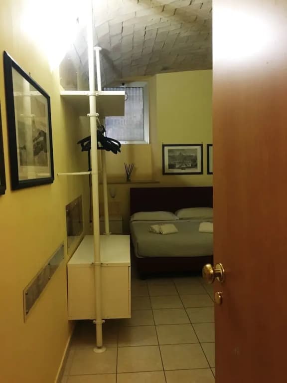 Vatican Room Rental - photo 6