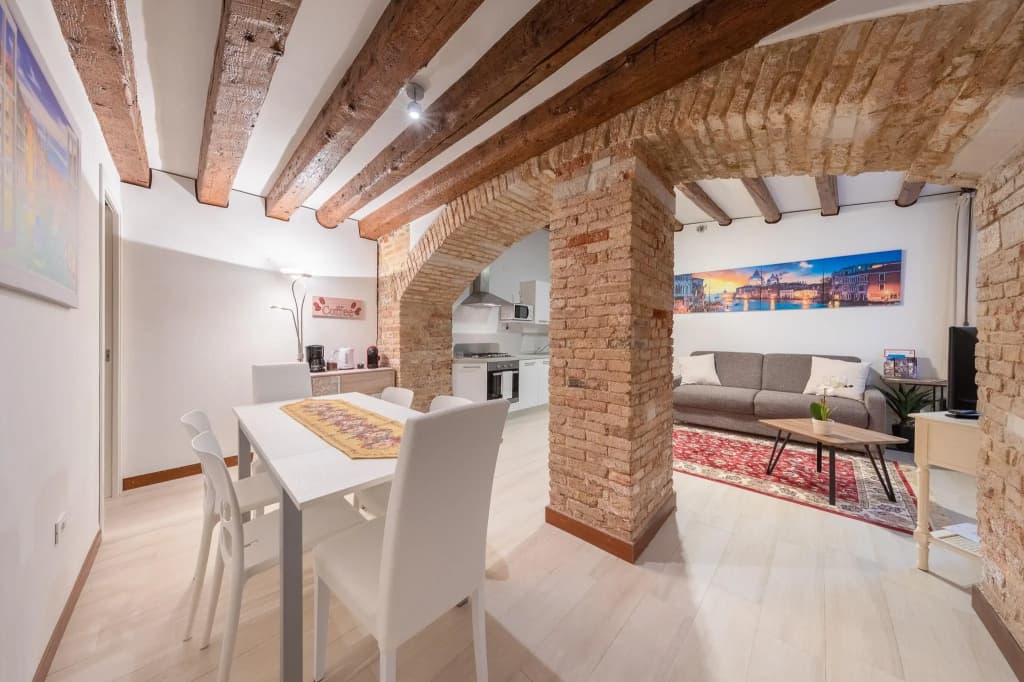 Ca' del Pozzo Loft Apartment - photo 2