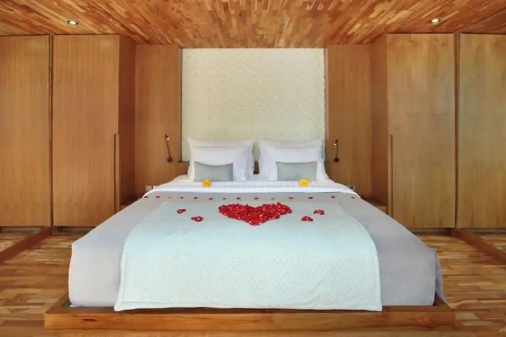Ayona Villa Seminyak by Ini Vie Hospitality - photo 5