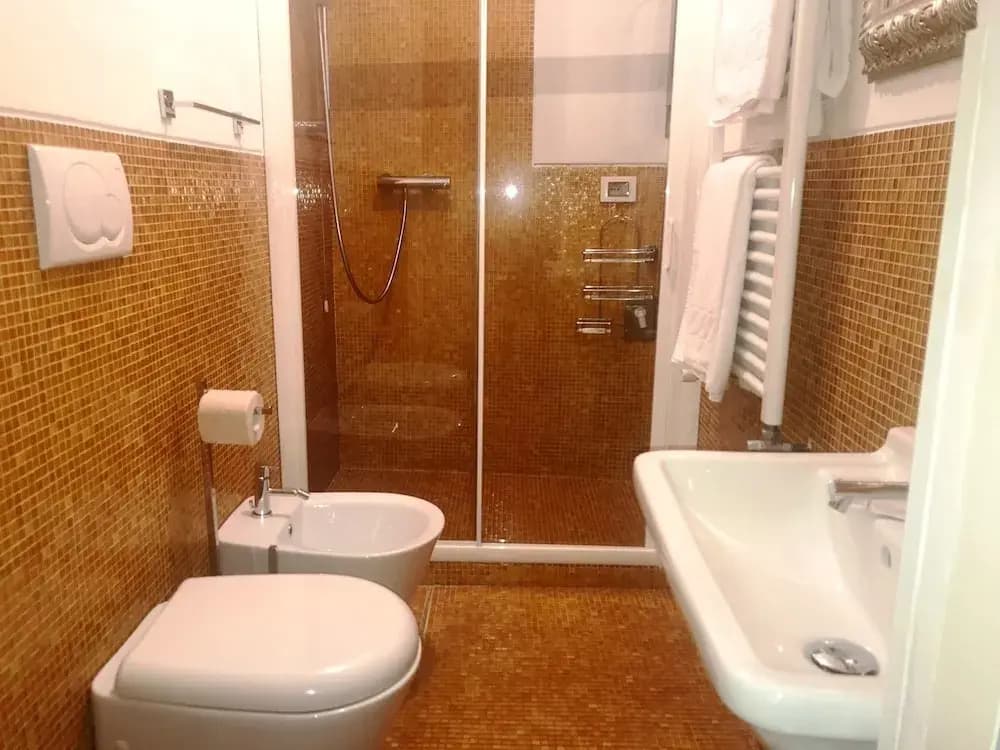 Modern Apartment in Venice GF - photo 8