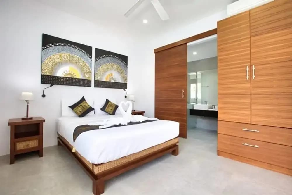 7 Bed Beautiful Beach Front Villa - photo 2
