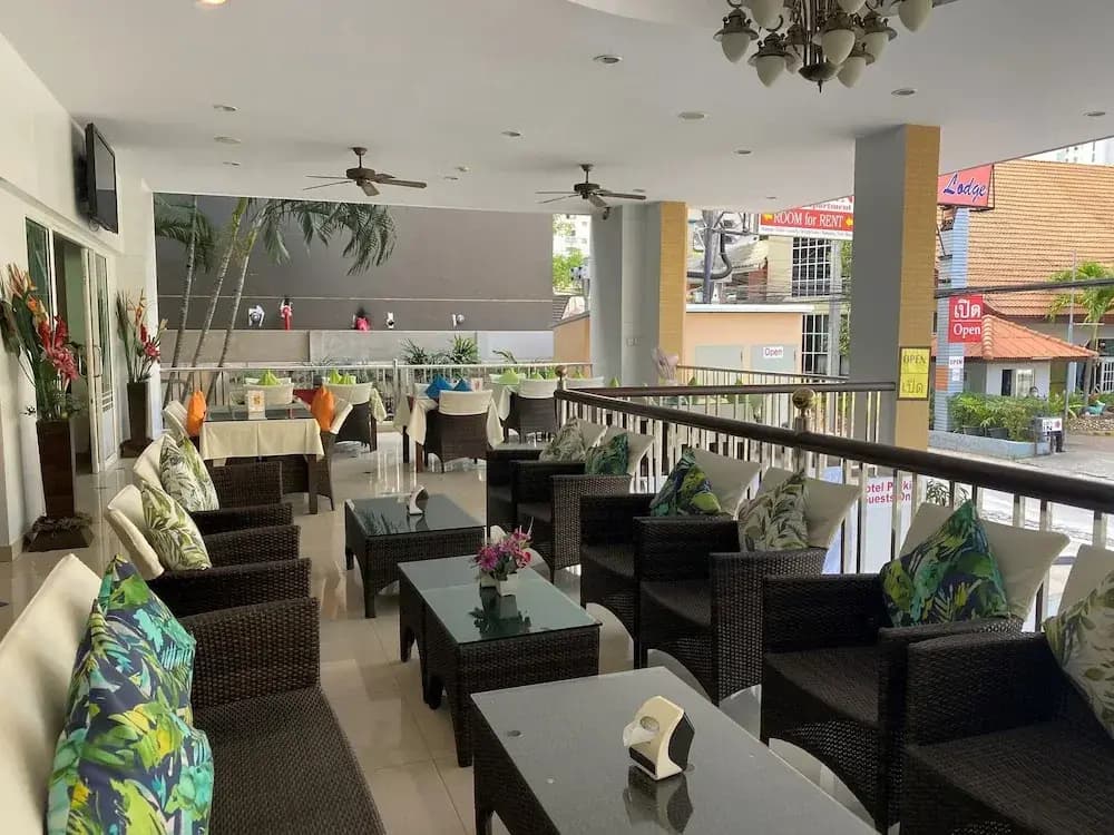 Soi 2 inn Pattaya - photo 14