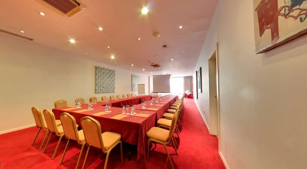 Hotel Silken Sant Gervasi - photo 12